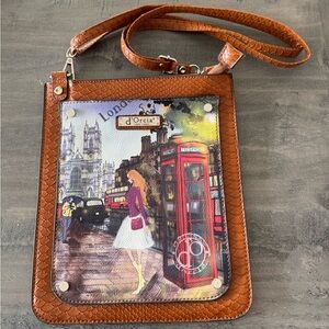 D’Orcia Bag with London pictures.